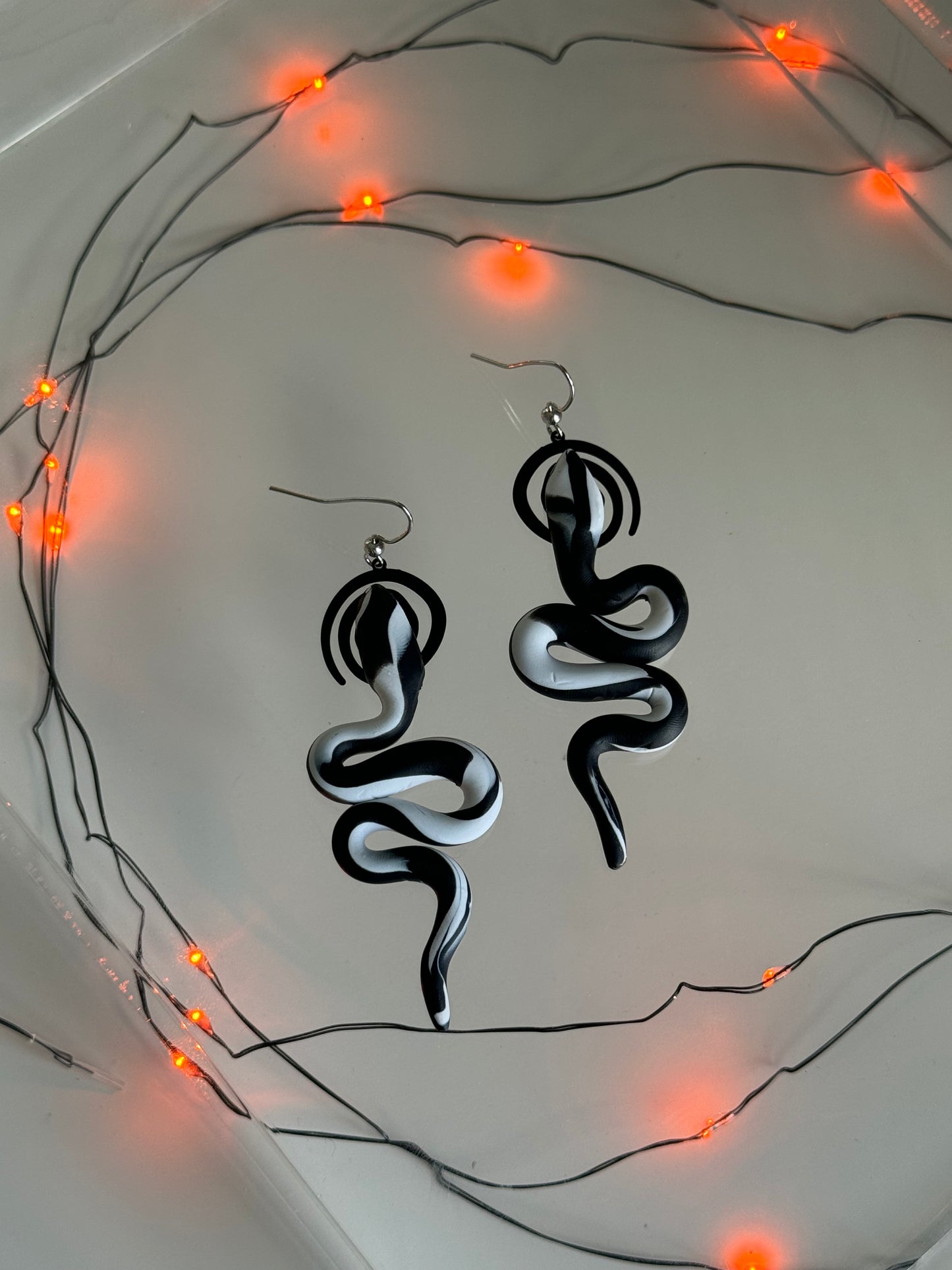 Beetlejuice - Checker Swirl Snake Earring