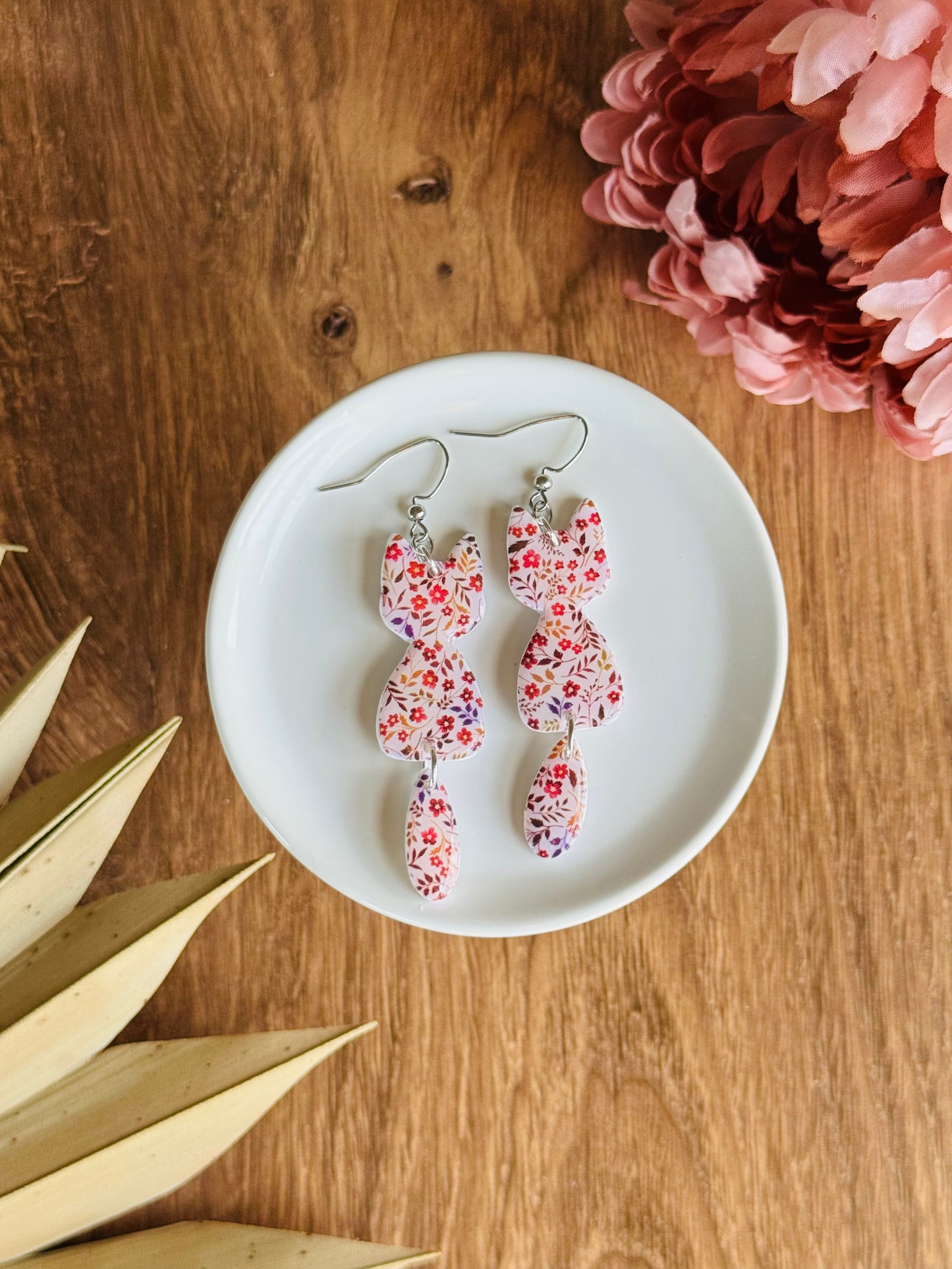 Soft & Spooky - Red Floral Kitties