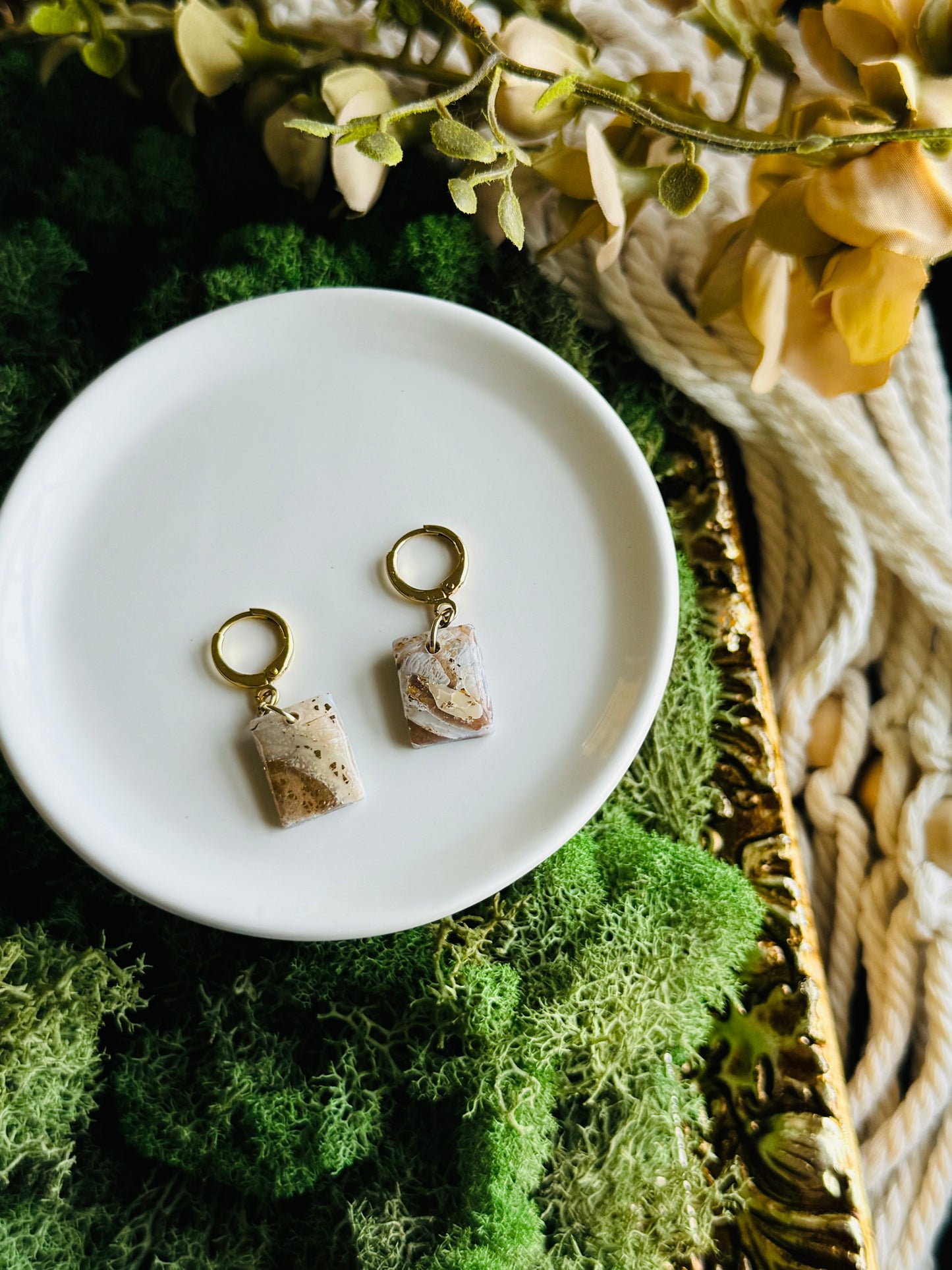 Earth Agate - Small Rectangle Leverback