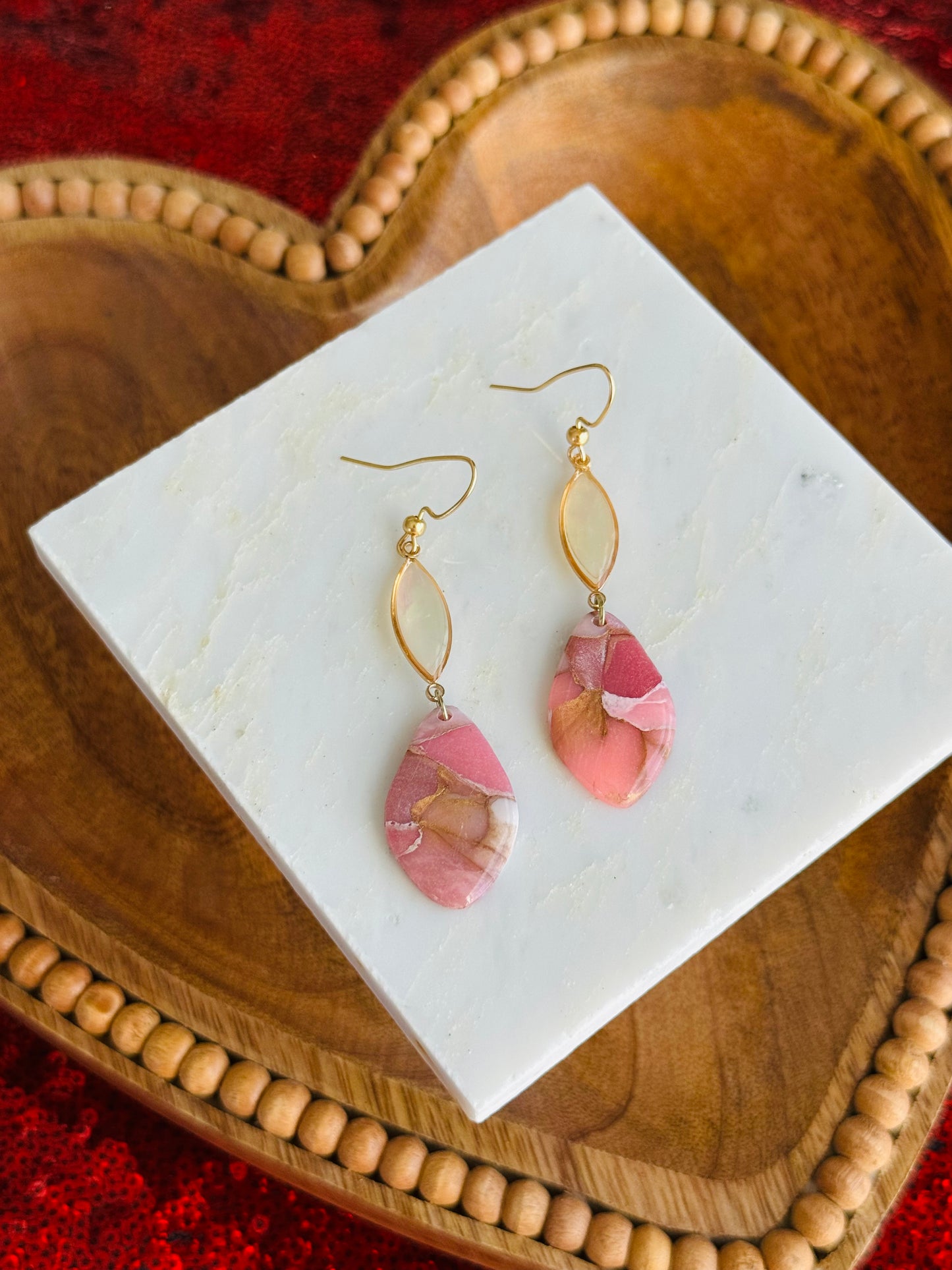 Pink Winter Marble - Oblong Oval & Shell Connector