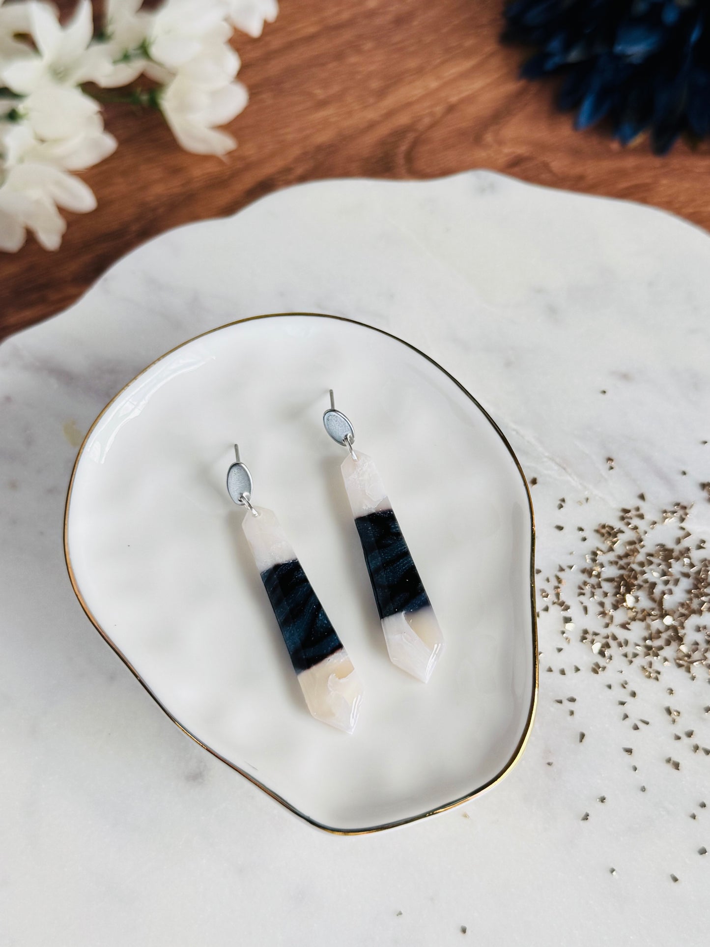 Two-Toned Blue & White - Pointed Dagger Earring