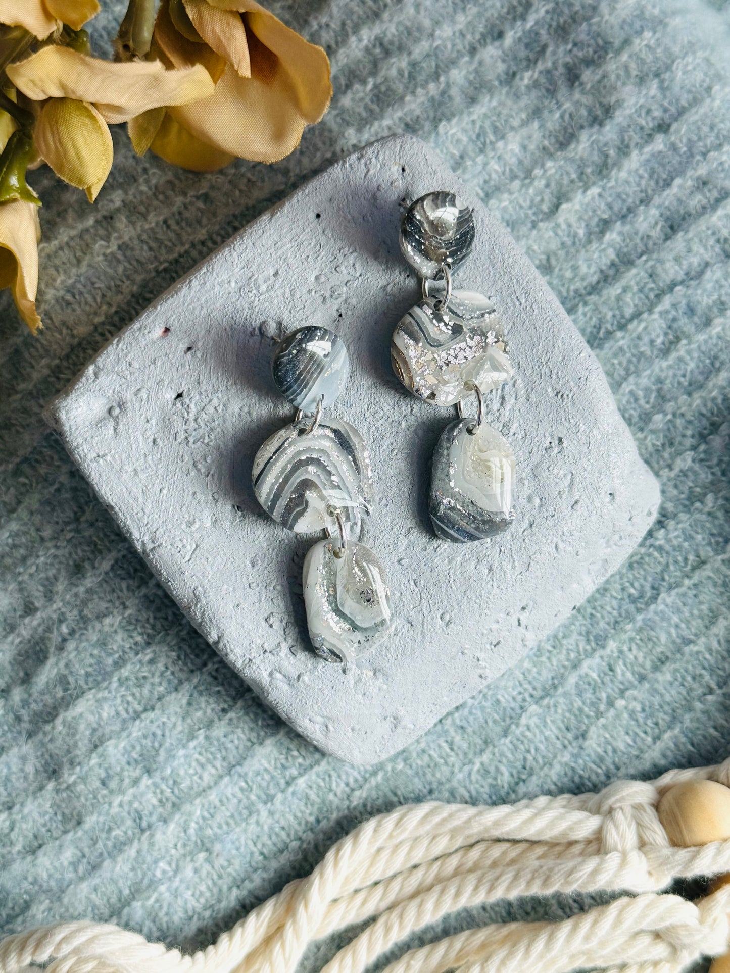 Air Agate - Pebble Trio