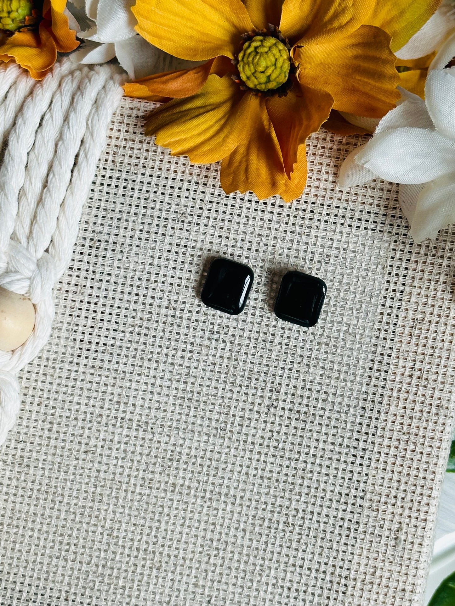 Spring Green - Dark Green Studs