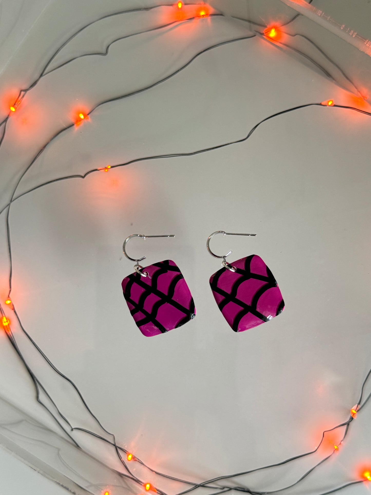 Beetlejuice - Pink Spiderweb Rounded Earring