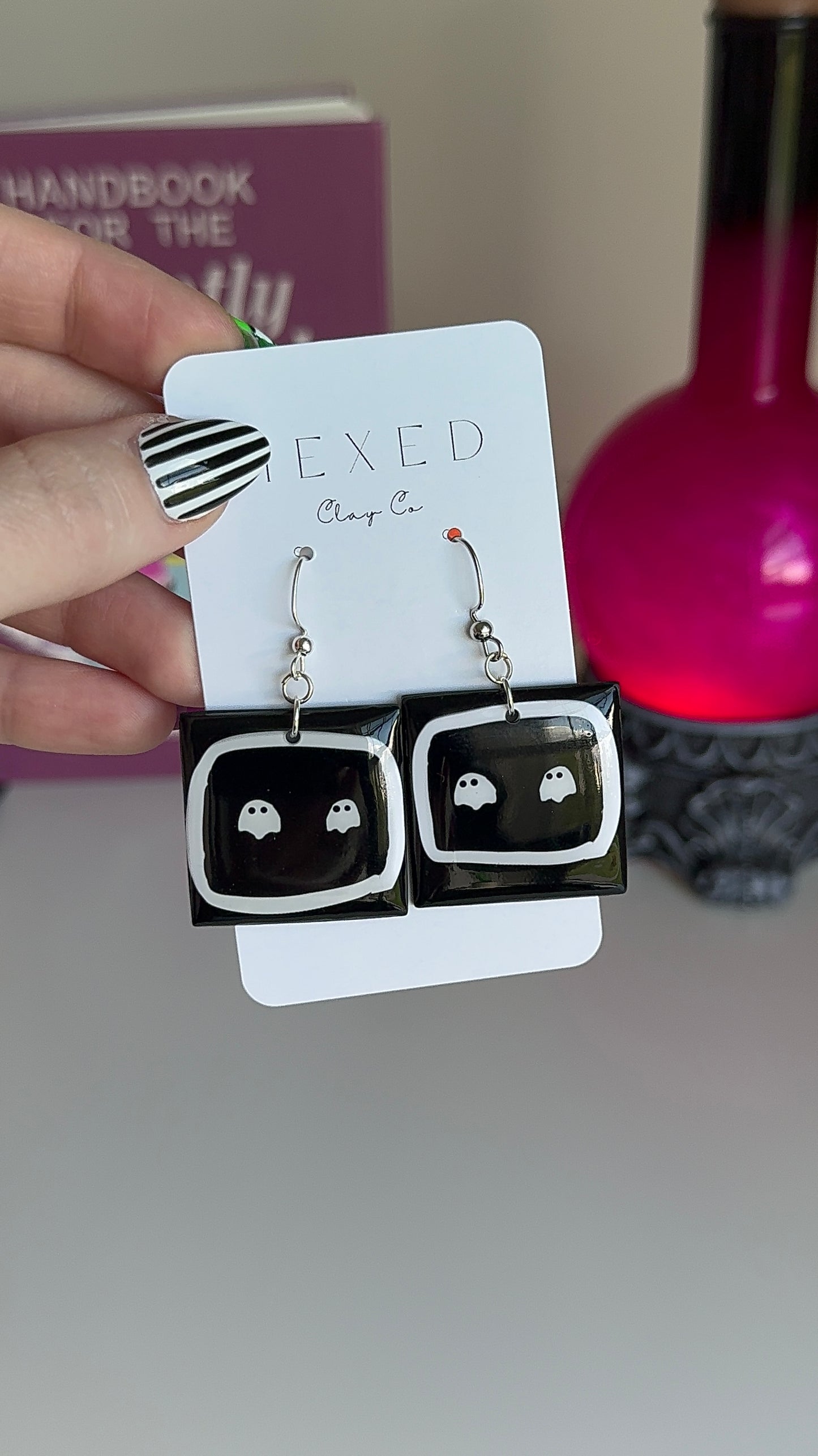 Beetlejuice - No Feet Square Earring