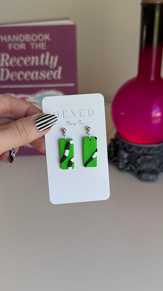 Beetlejuice - Mini Green Sandworm Earring