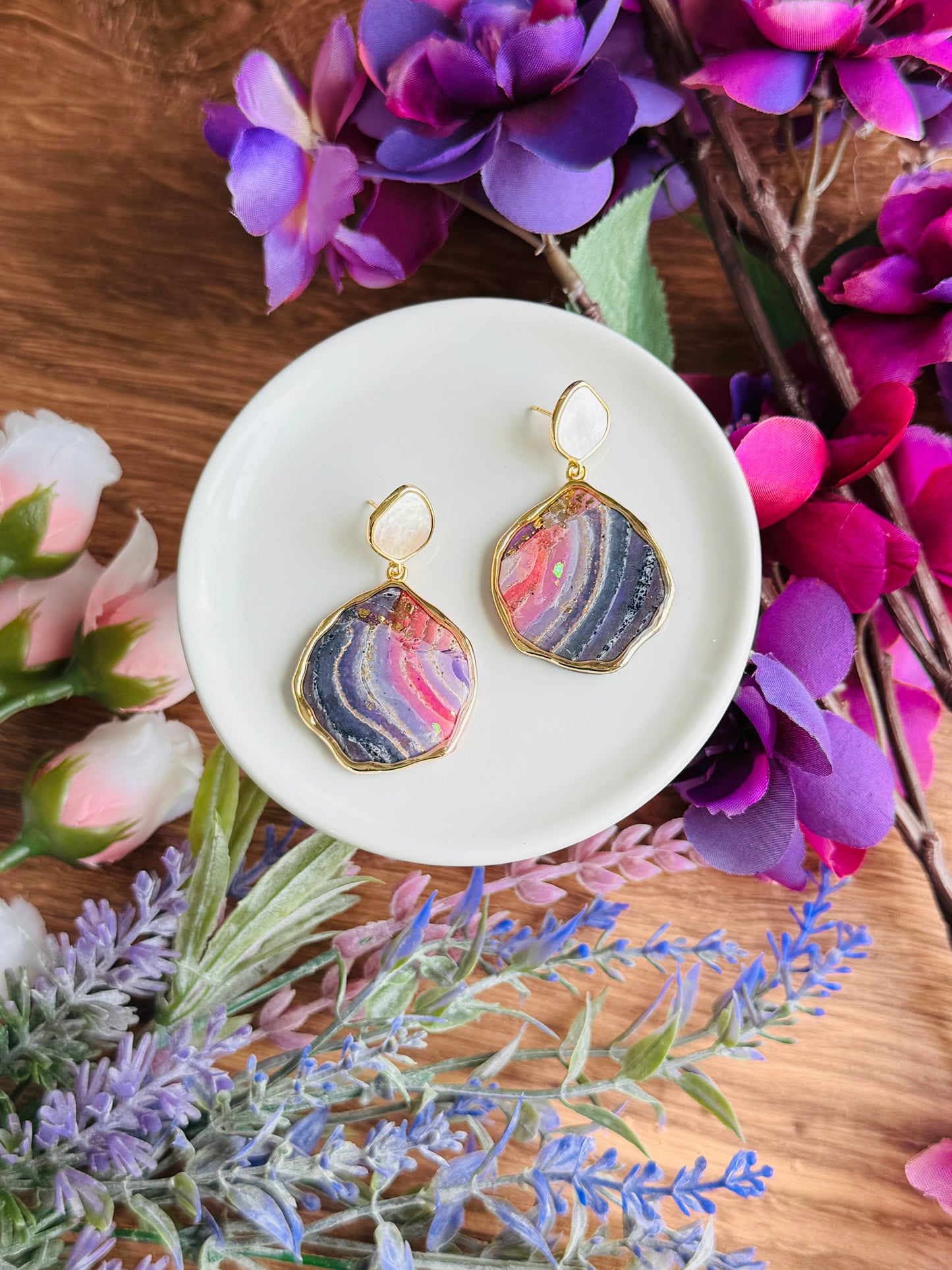 Purple Agate - Wavy Bezel & Shell Post