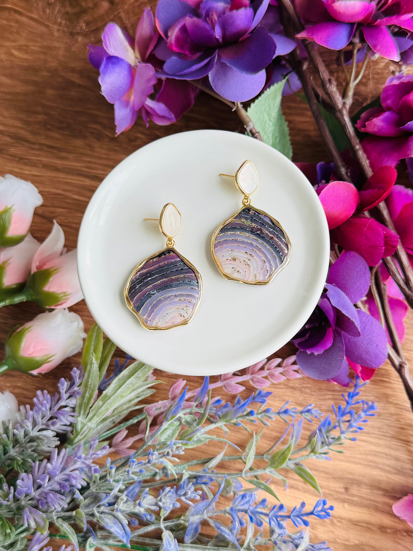 Purple Agate - Wavy Bezel & Shell Post