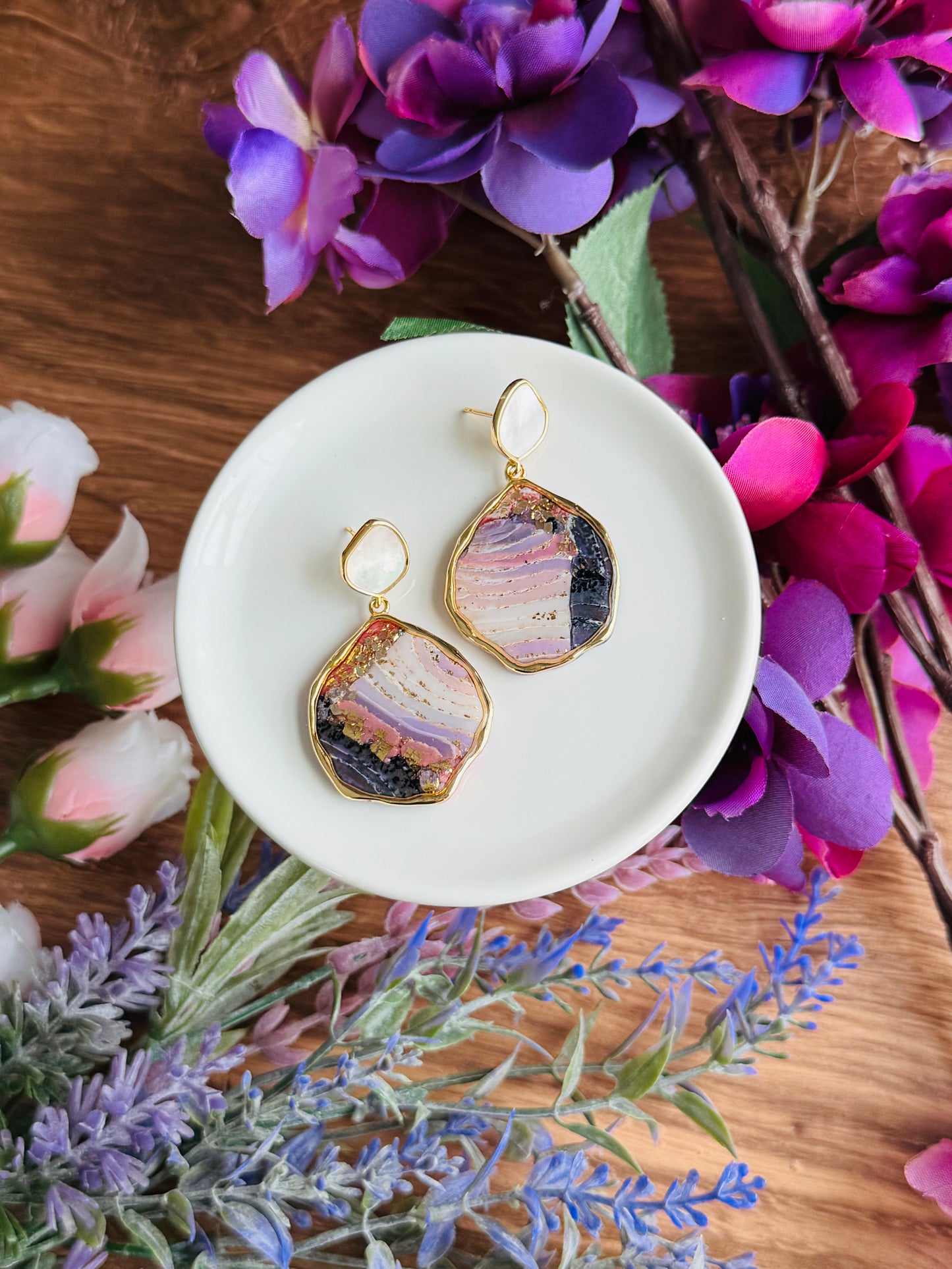 Purple Agate - Wavy Bezel & Shell Post