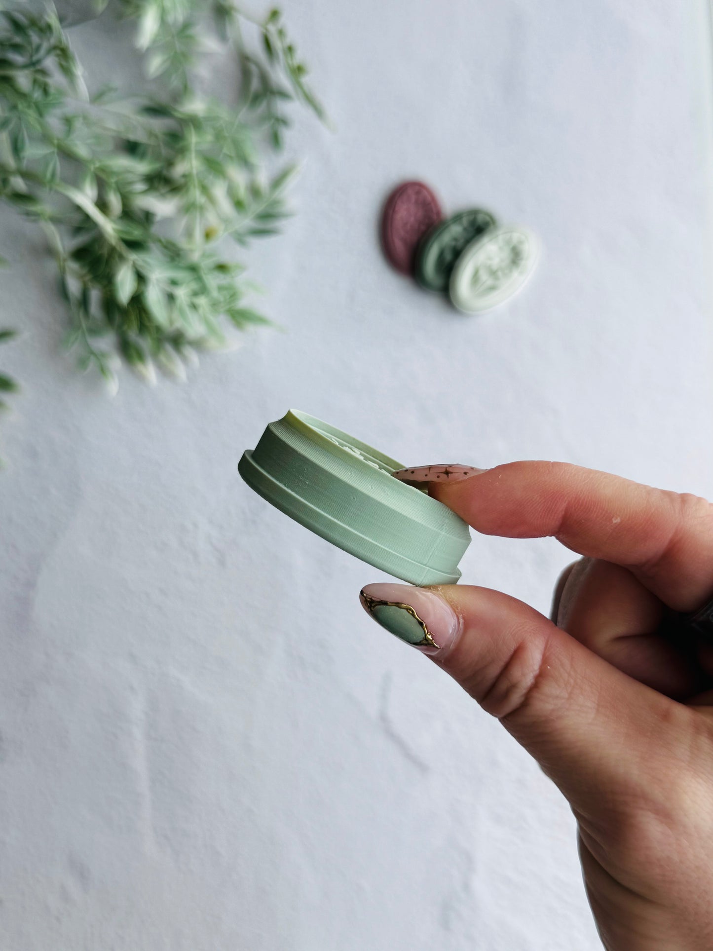 Oval Folk Flower Imprint Cutter