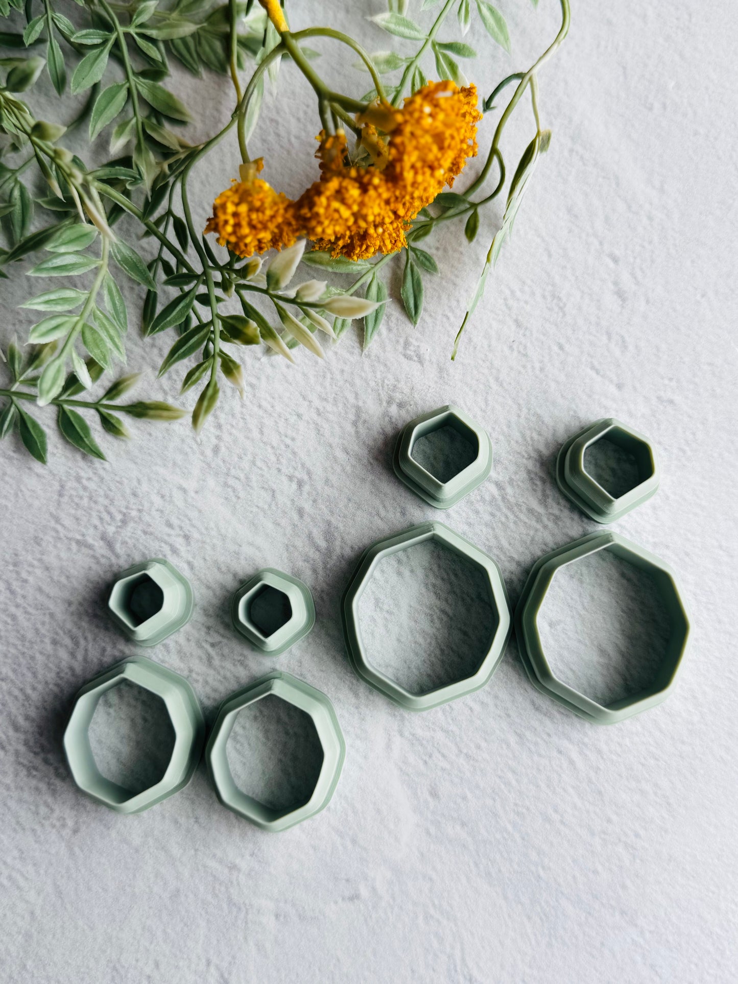 Octagon Pebble Mirrored Cutter Set
