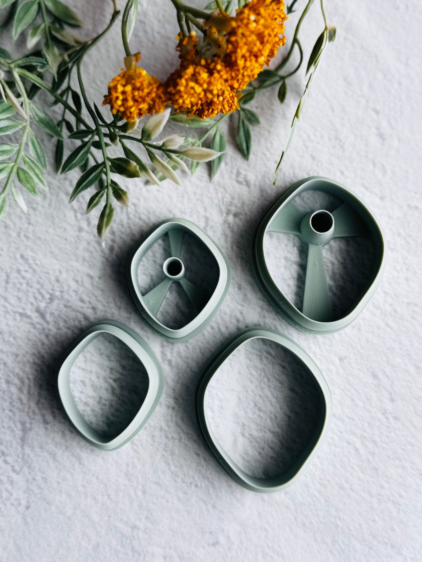 Organic Pebble Cutter 10 (with & without cutout)