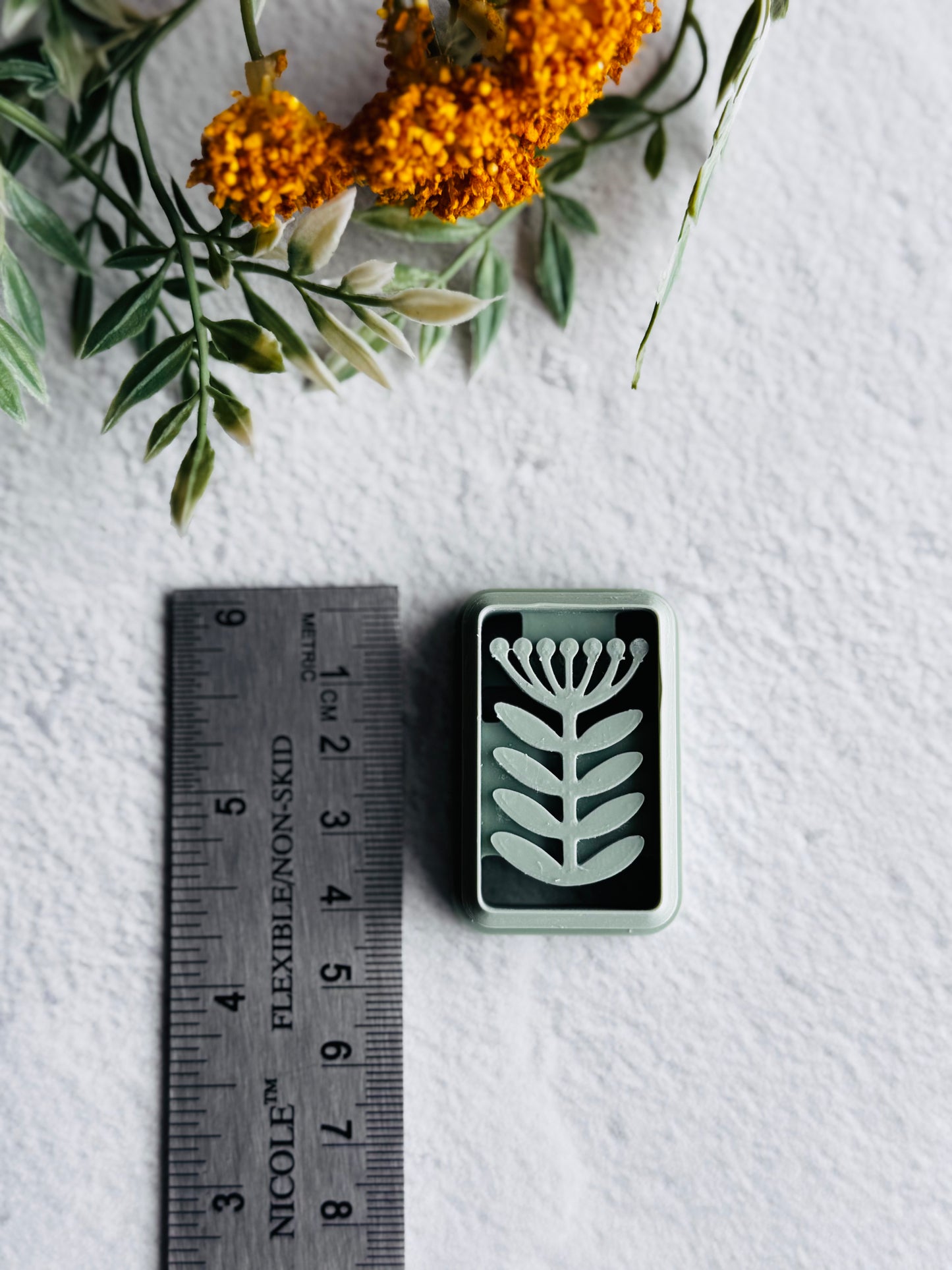 Dill Flower Imprint Cutter