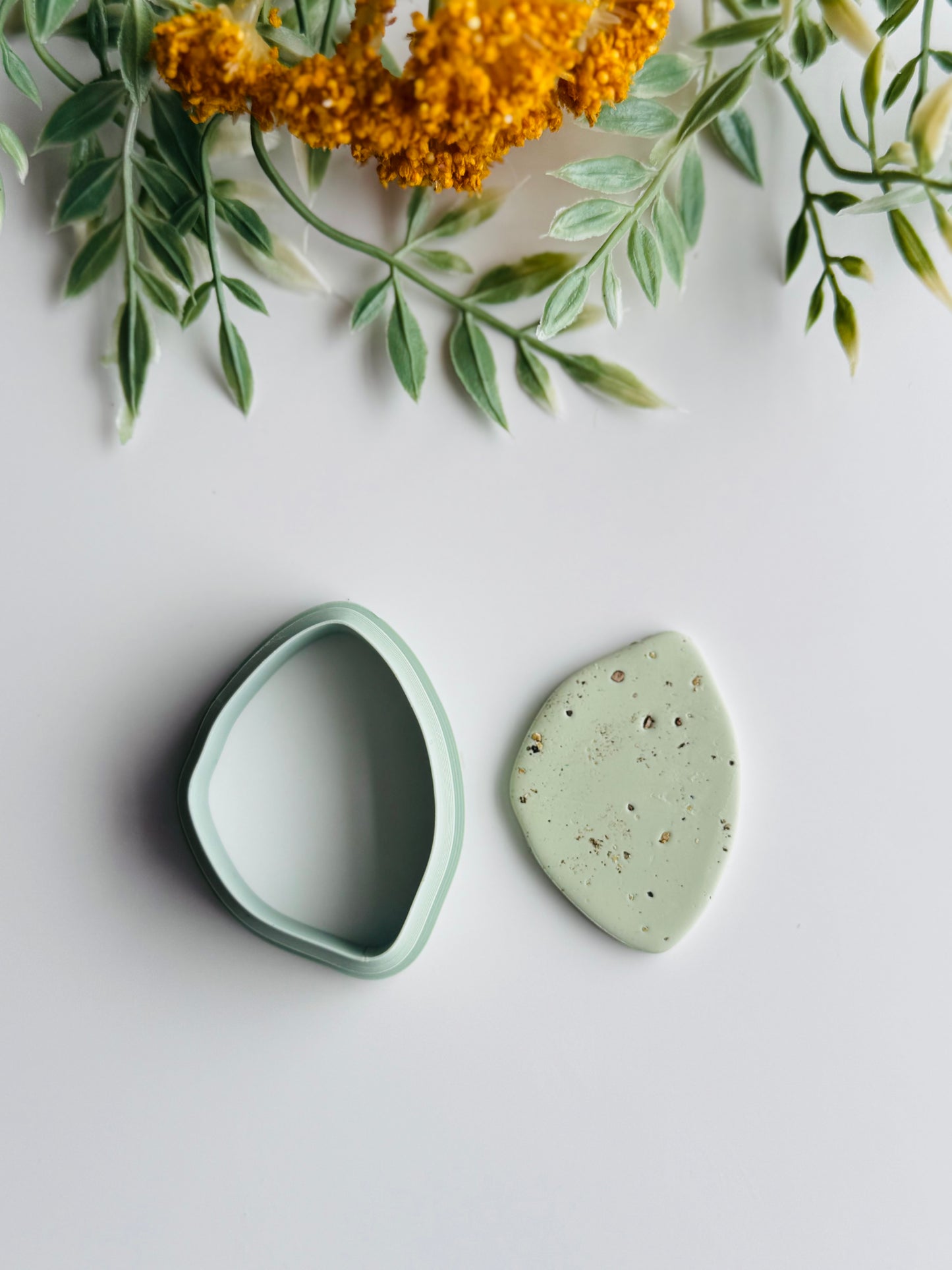 Organic Pebble Cutter 8 Large Size (with & without imprint border)