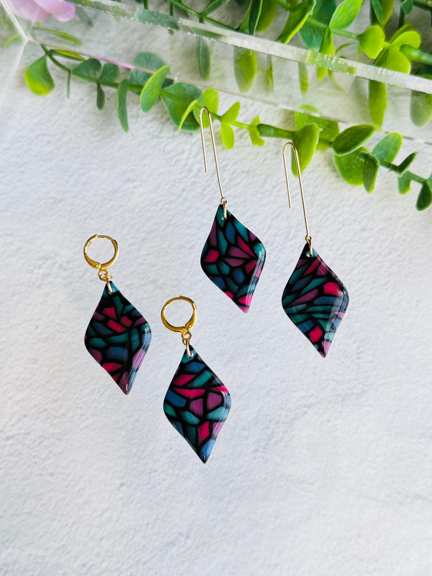 Jewel Stained Glass - Marquise Pointed Pebble Earrings