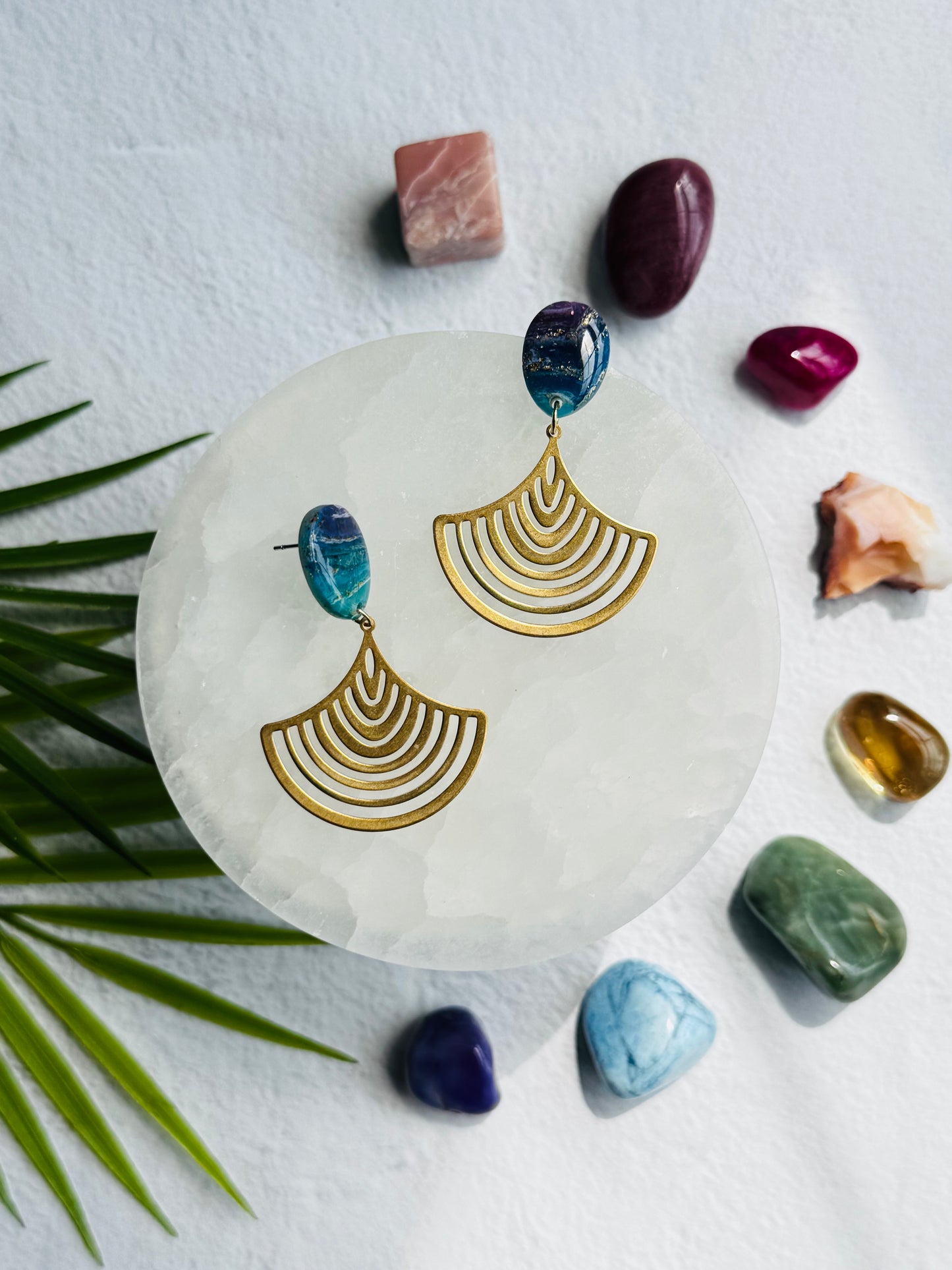 Rainbow Agate - Teardrop Post & Fan