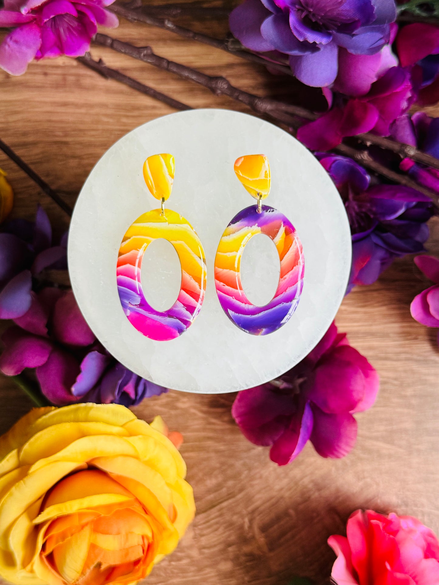Sunset Vibes - Oval Donut & Pebble Post