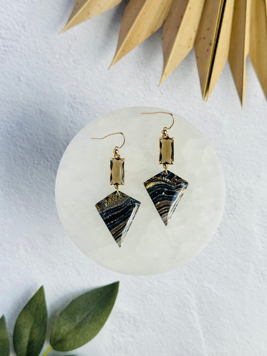 Black Agate Summer - Arrowhead Dangles