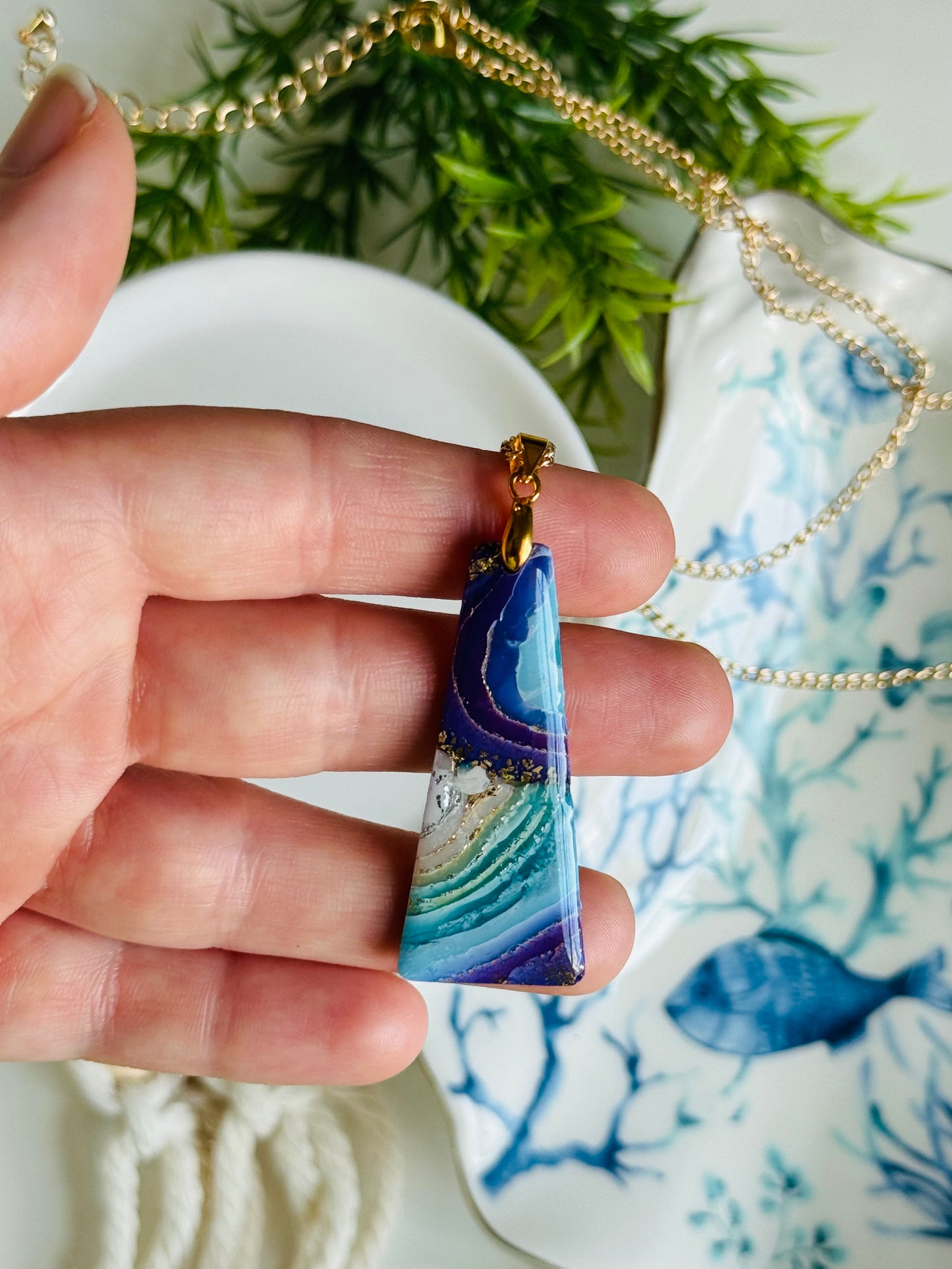 Water Agate - Peyton Pendant Necklace