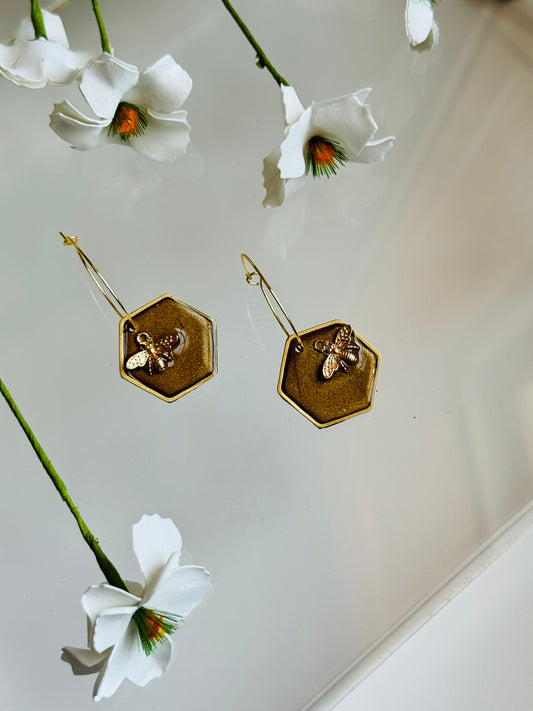 Bees - Bronze Hexagon Bee Hoop