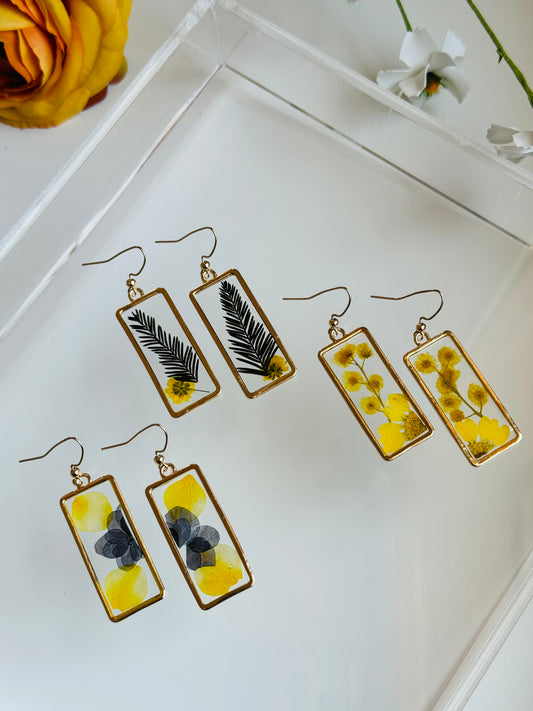 Bees - Rectangle Pressed Flowers in Resin (with color variations)